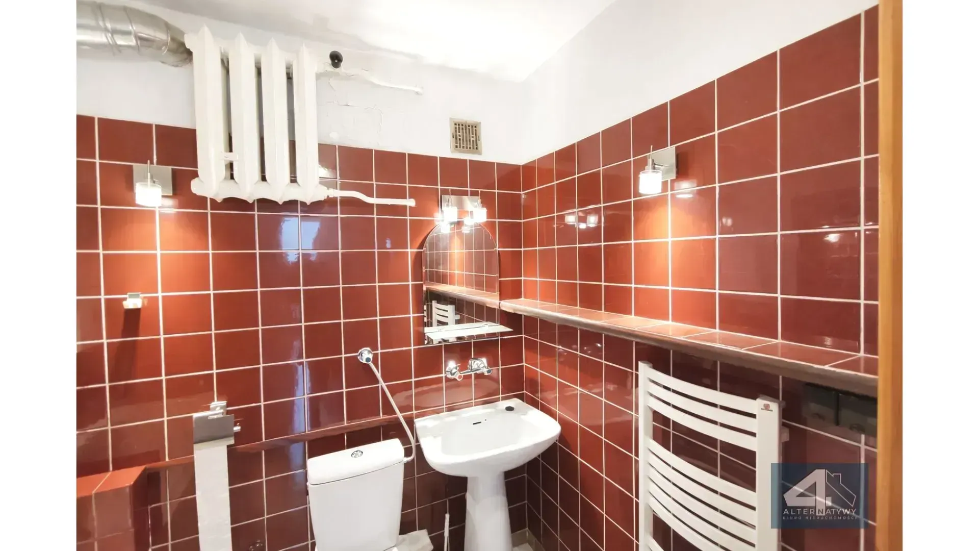 Szeregowiec/4 kondygnacje/Duża działka 25