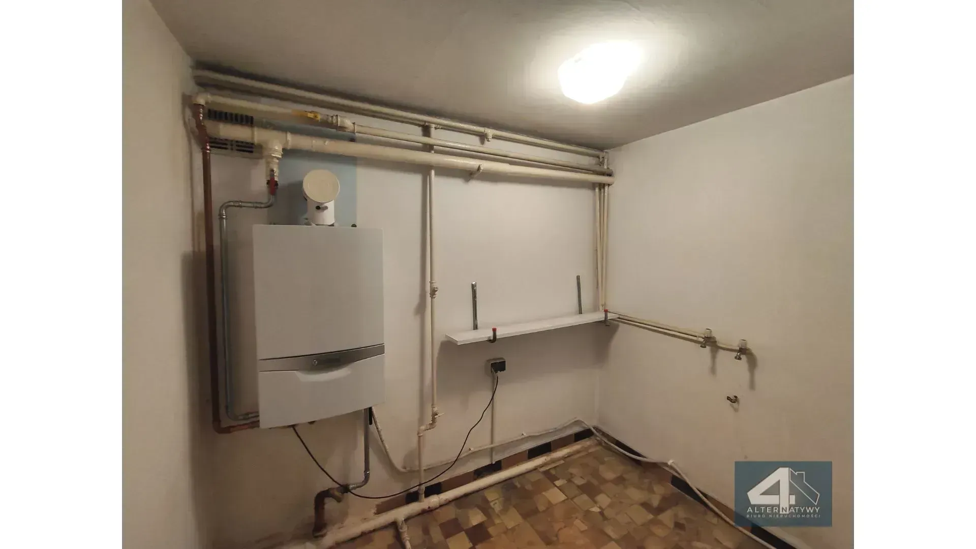 Szeregowiec/4 kondygnacje/Duża działka 30