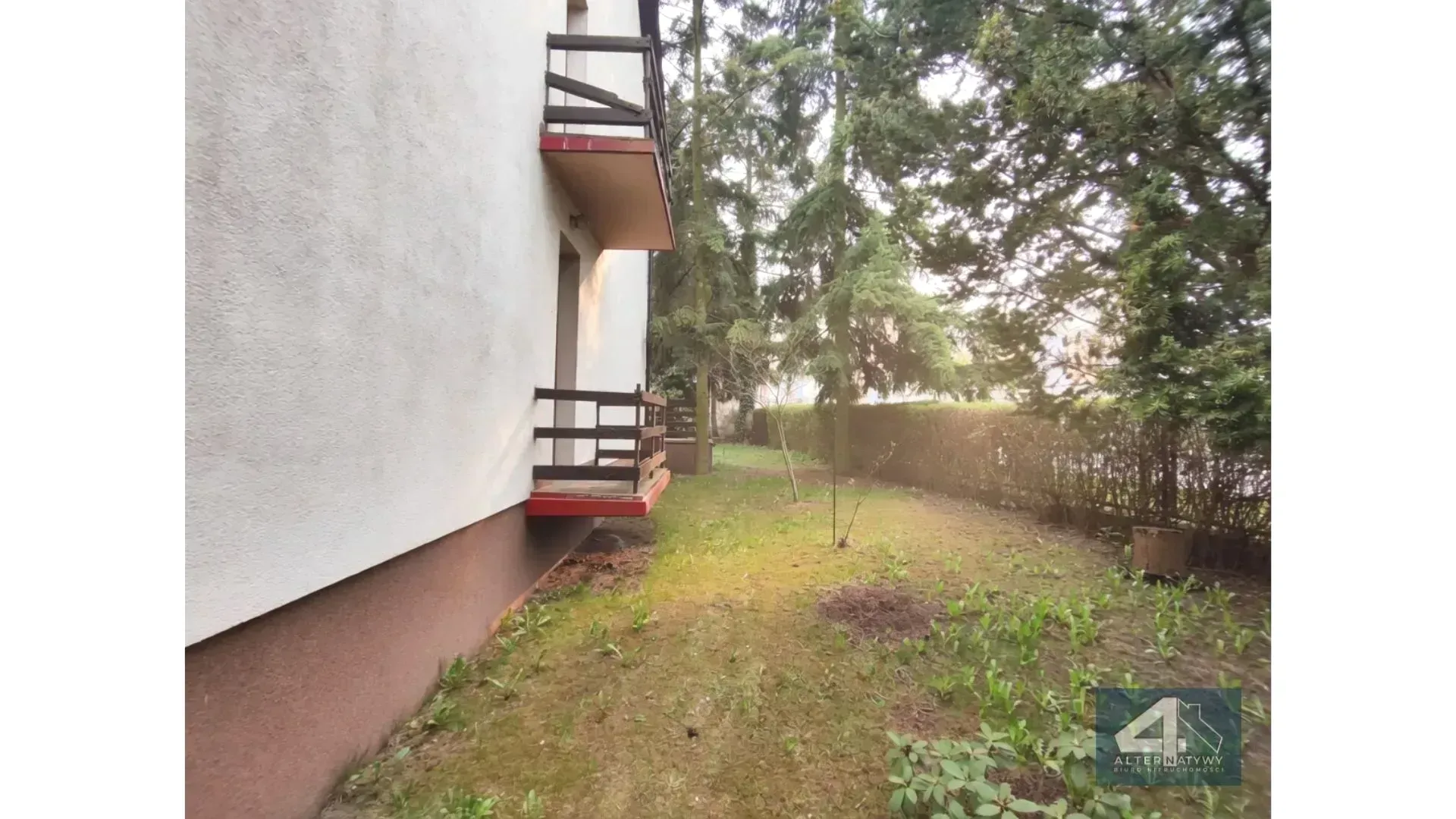 Szeregowiec/4 kondygnacje/Duża działka 38