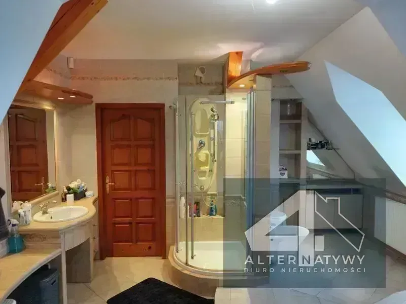 Piękna rezydencja z widokiem na Kraków 12