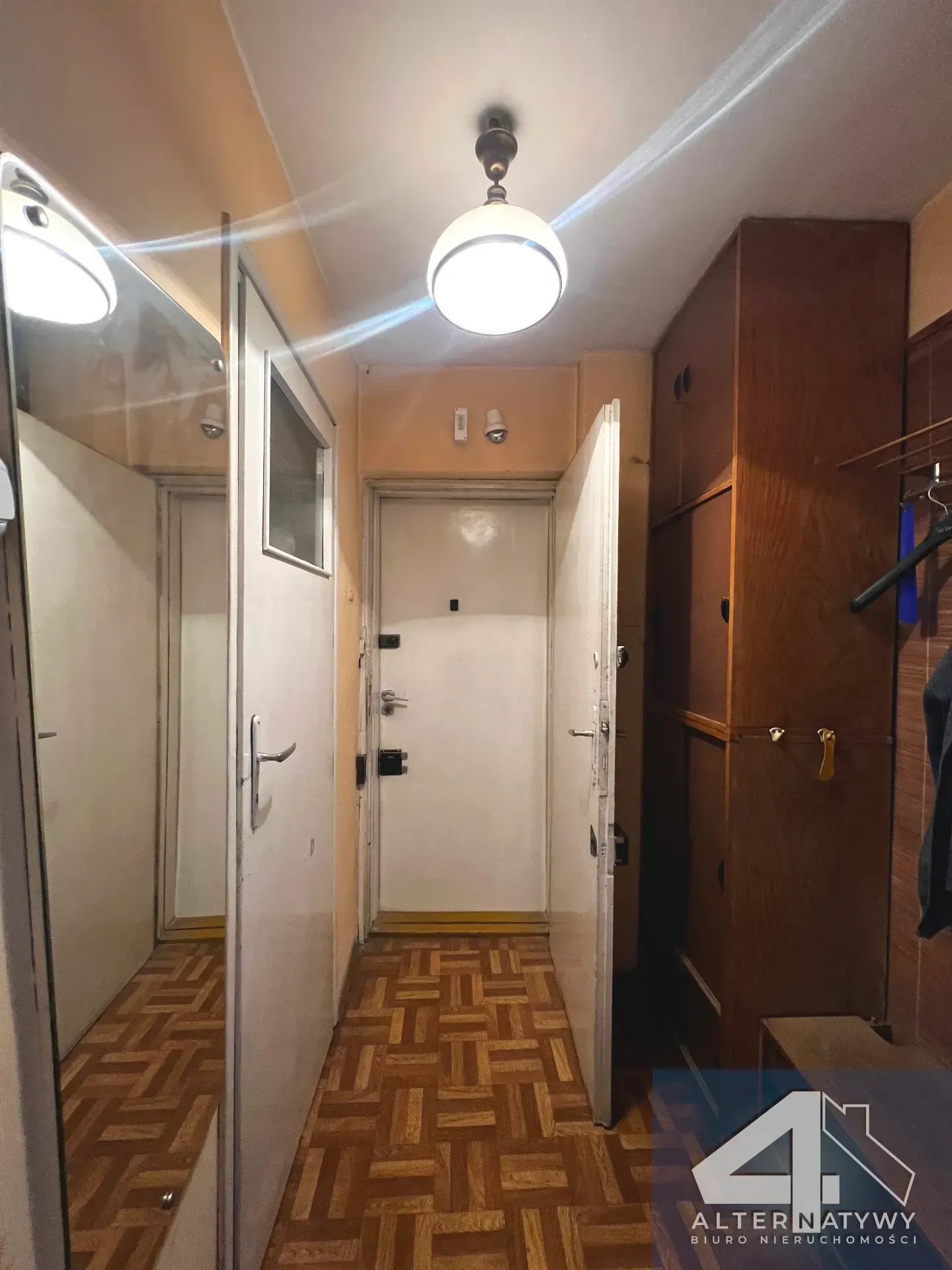 44m² | 2 Pokoje | Do Remontu | Śródmieście 6