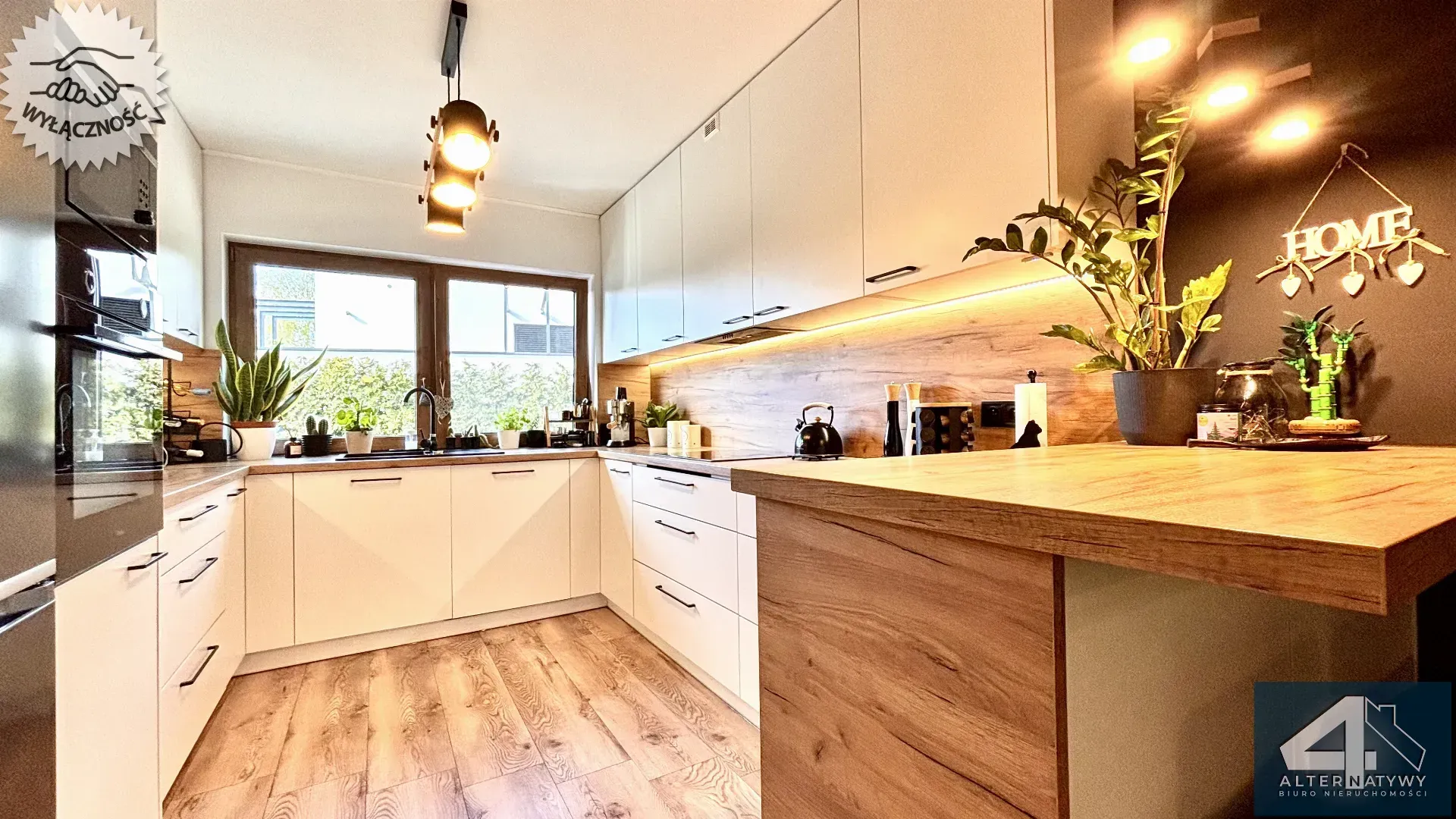 APARTAMENT PRZY PARKU – WYSOKI STANDARD 1