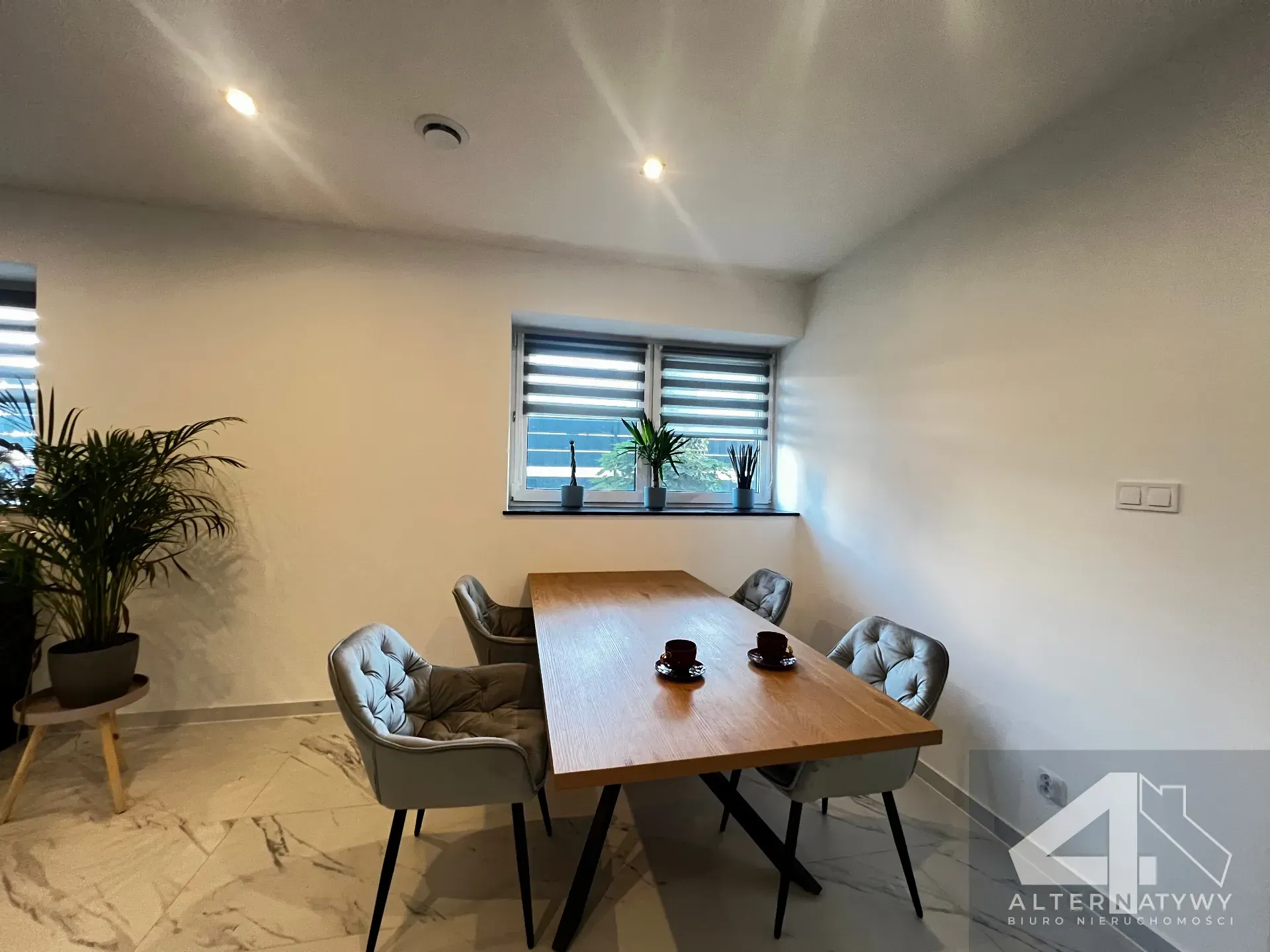 44m² | 2 Pokoje | Do Remontu | Śródmieście 8