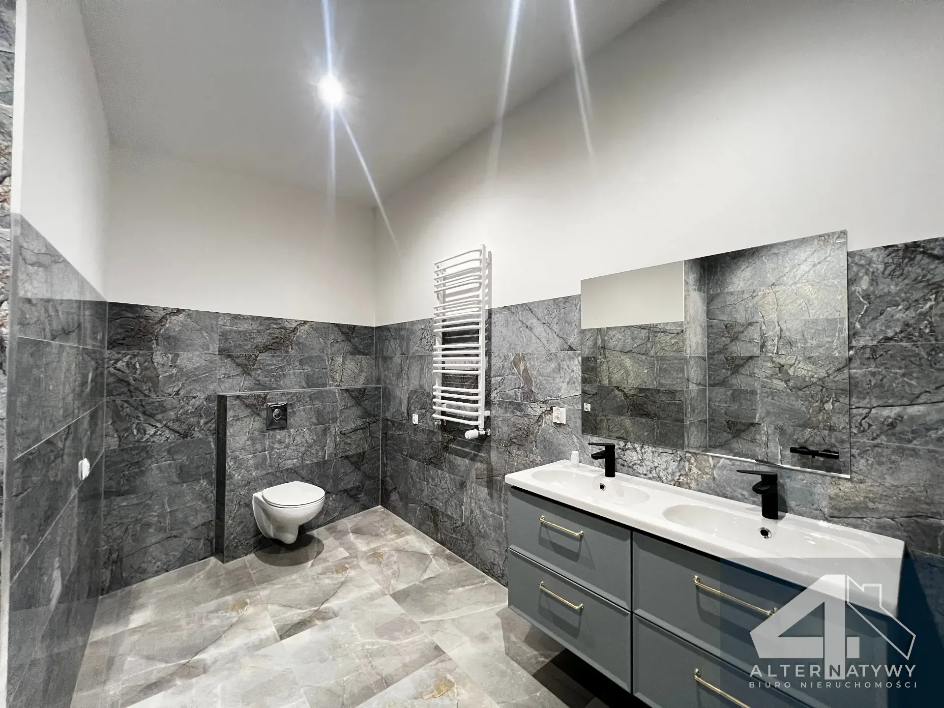 44m² | 2 Pokoje | Do Remontu | Śródmieście 29