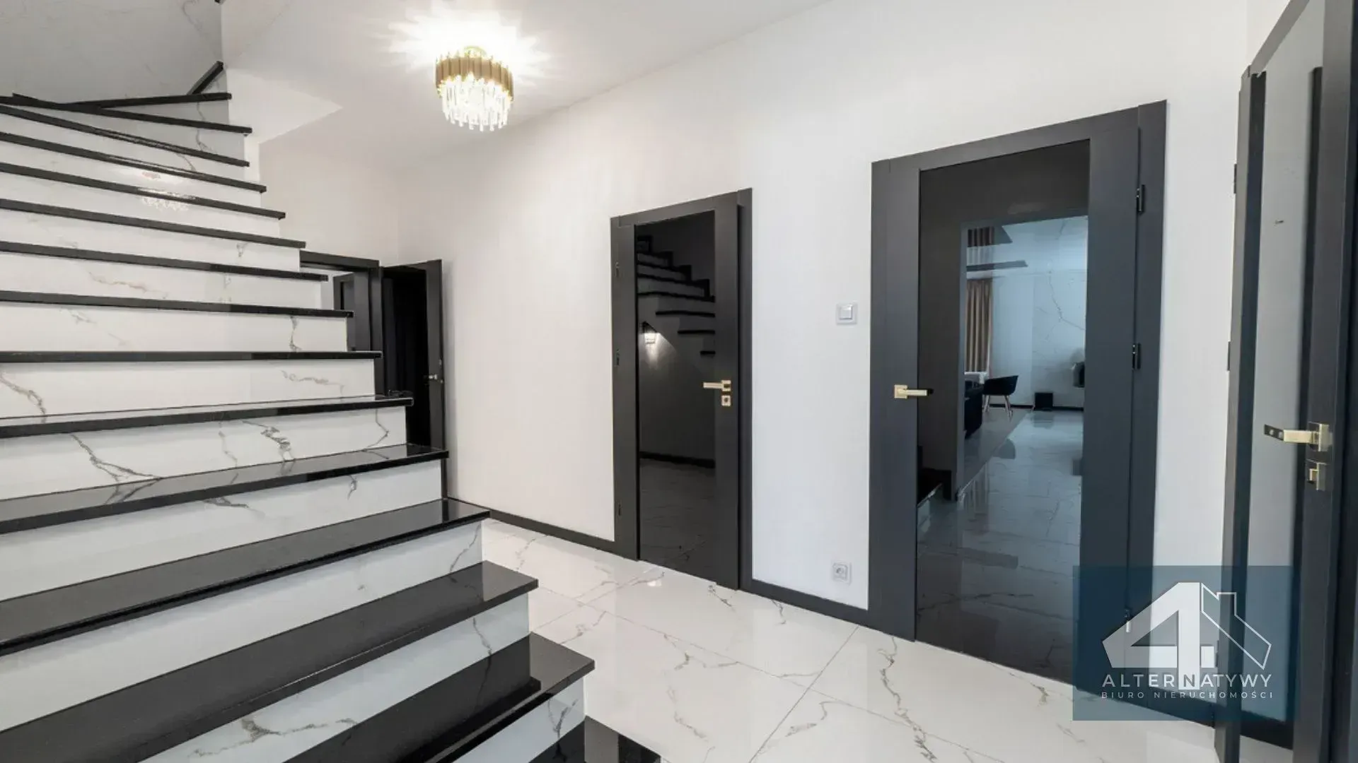 Luksusowy duży Dom blisko Lasu 219m² 30
