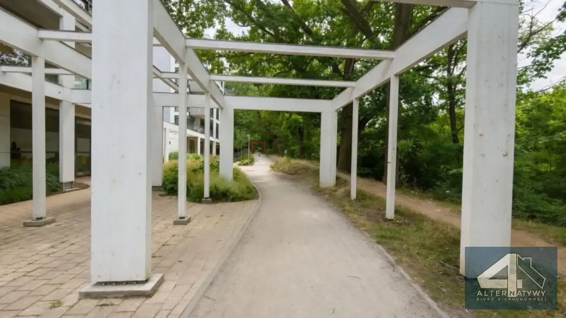 Nowoczesne mieszkanie w zielonej okolicy 18