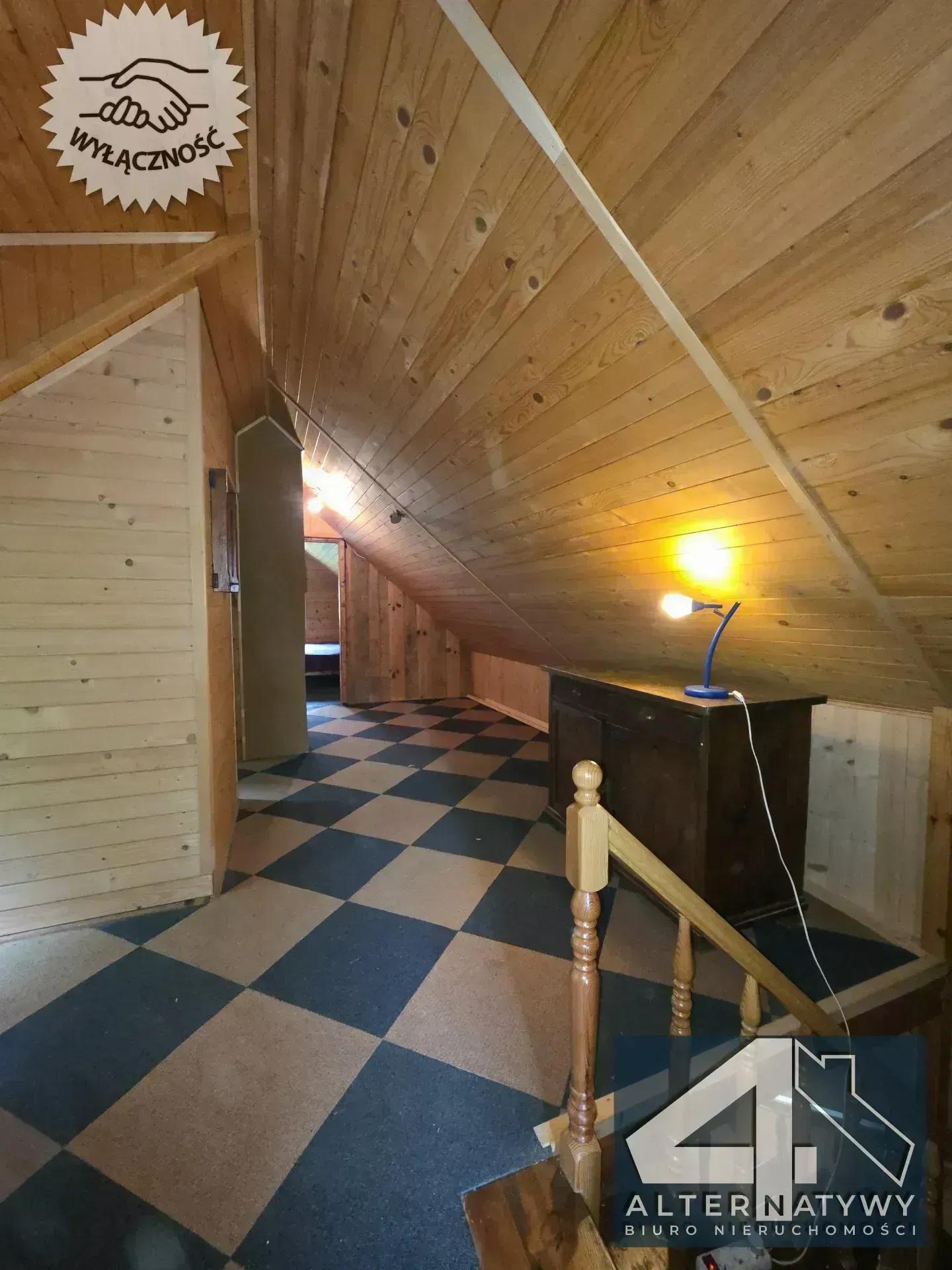 BORZYCHY | DOM 250 M OD LIWCA | 980 M² DZIAŁKI 11