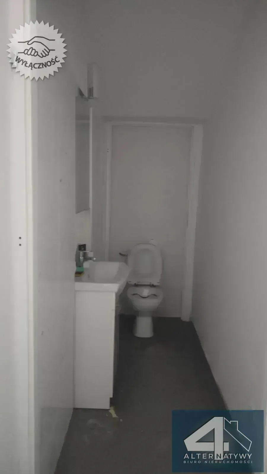 Kamienica z lok. frontowym, duży parking, Tarnów 15
