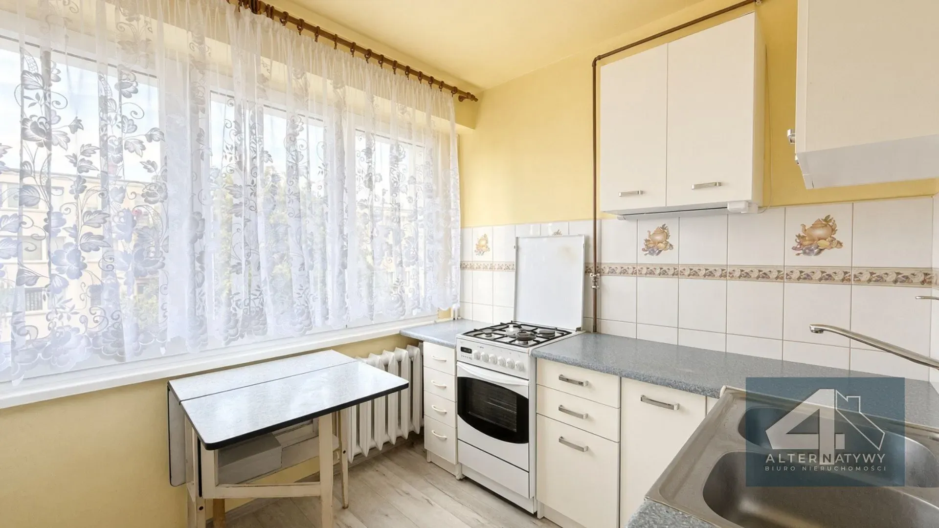 3 pokoje 48m²|Do remontu| Piotrków Trybunalski 2