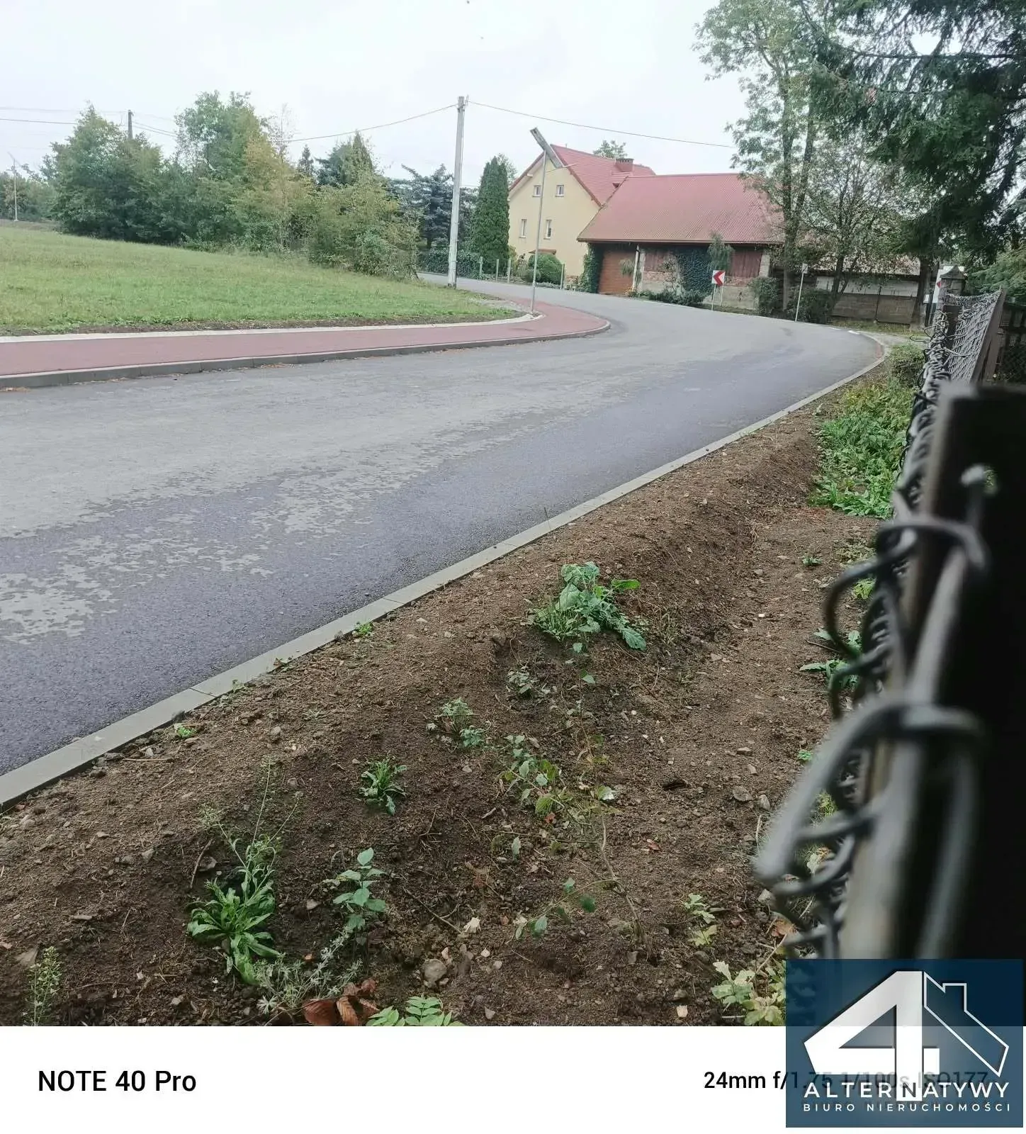 Piękna działka budowlana ze starodrzewiem 6