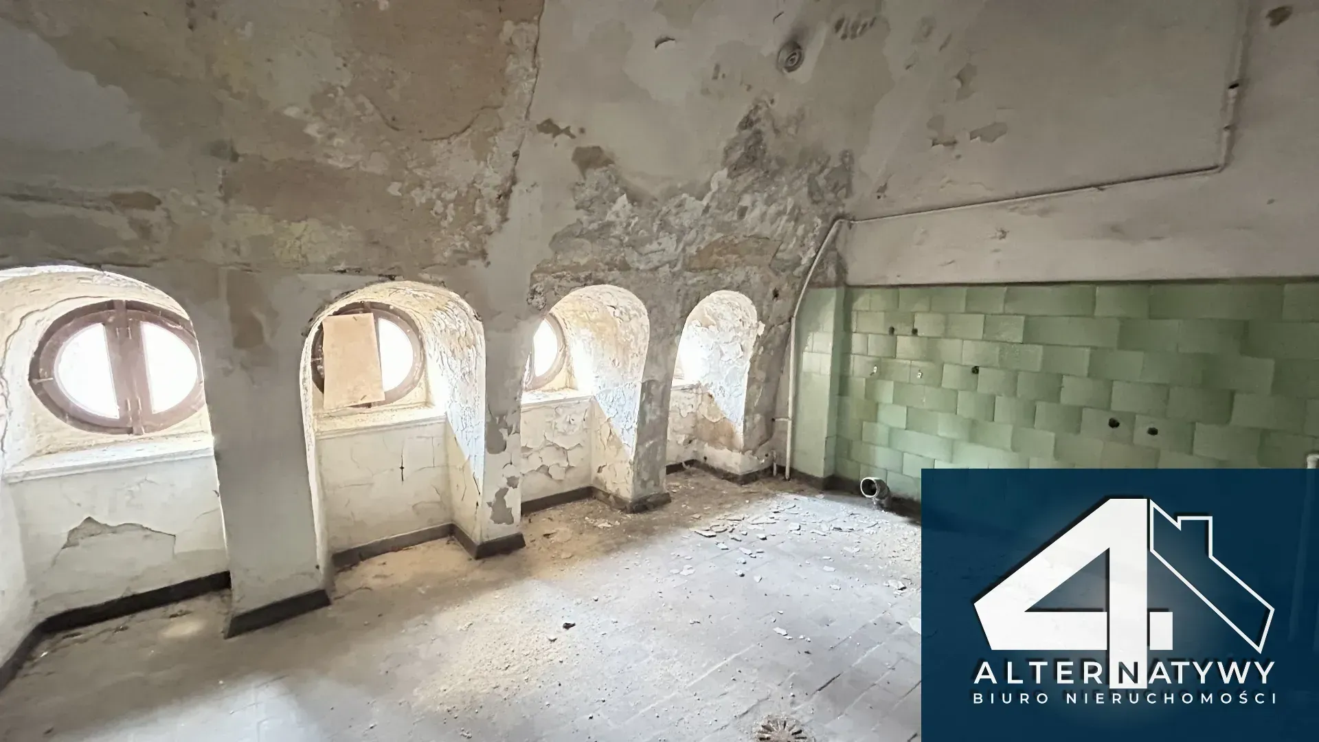 Zabytkowy pałac 3 934 m² | Pszczyna 9