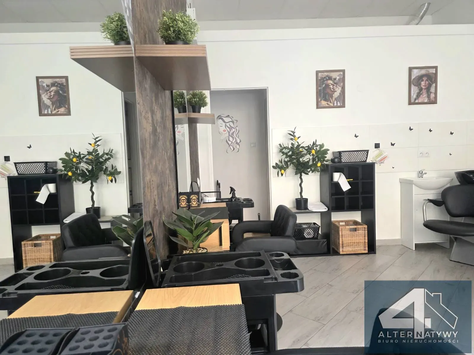 Salon fryzjerski 21m, witryna, ok Łobzowskiej 2 2