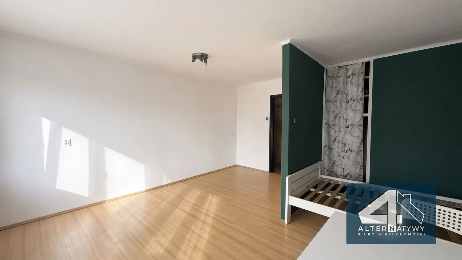 2 pokoje 45,57m²|Do remontu| Piotrków Tryb. 2