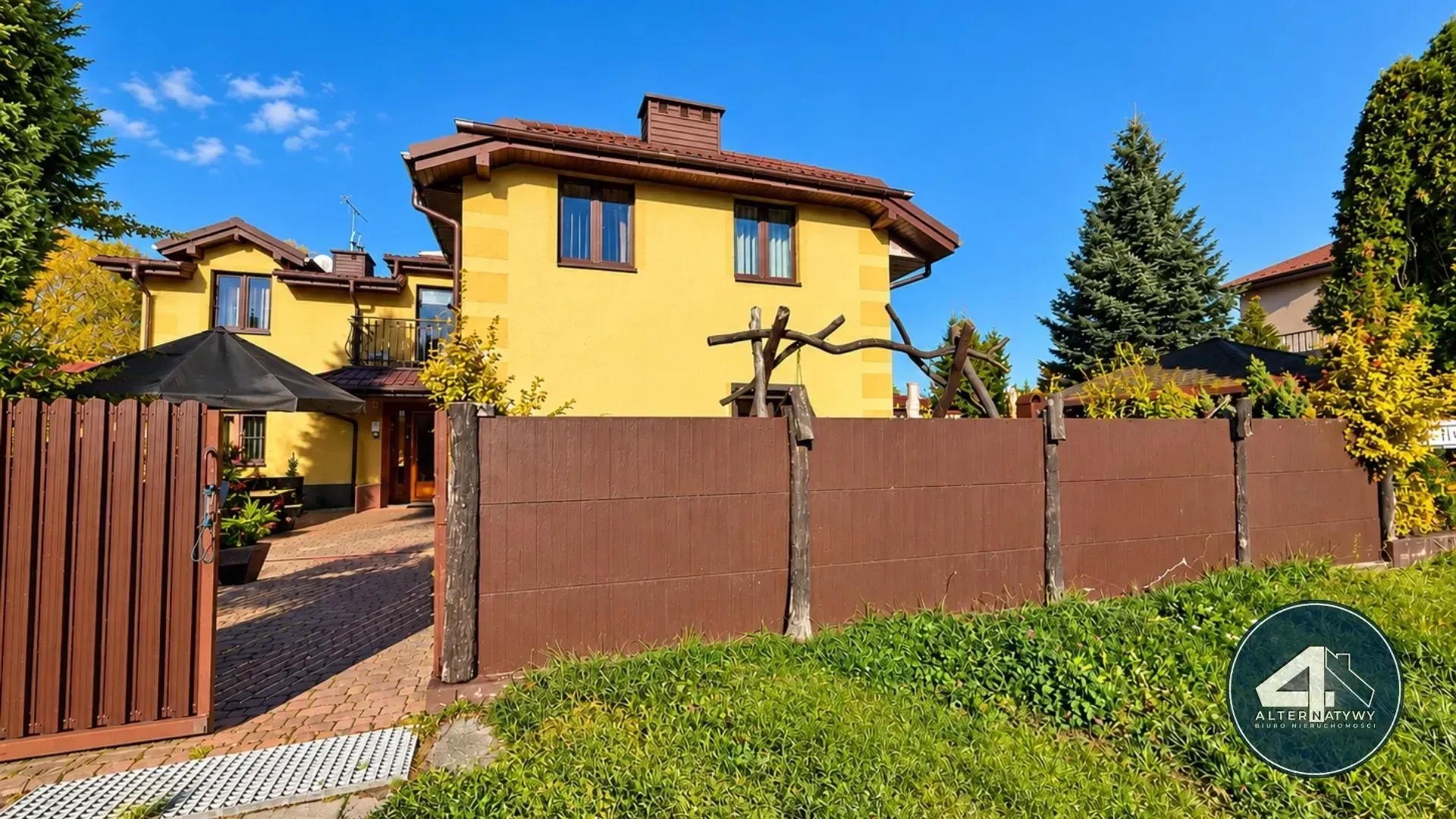 Dom  plus Hotel| Grocholice| Inwestycja 19